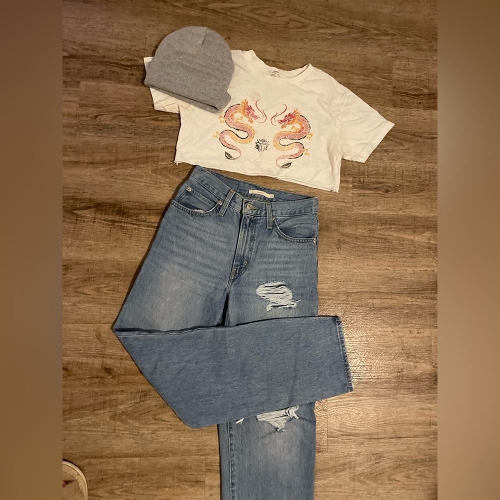 LADIES BUNDLE - LEVIS, ARITZIA, GARAGE